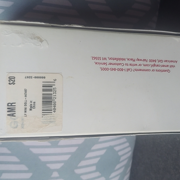 Mini American Girl "Molly" Doll - Picture 3 of 16